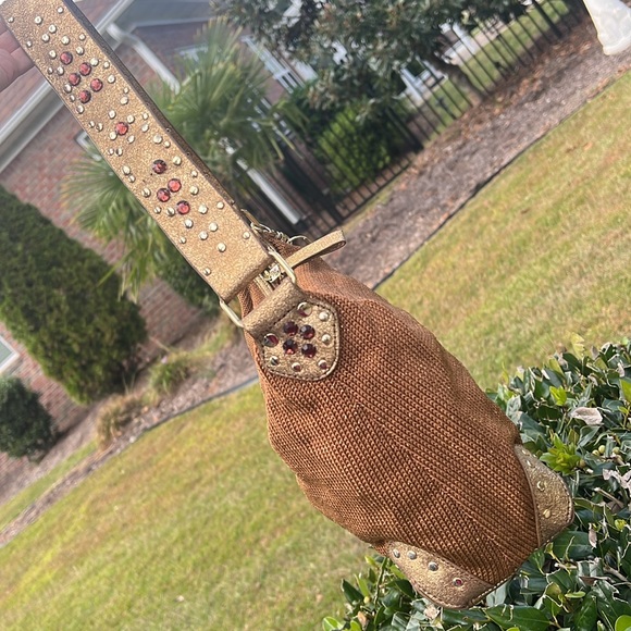 The Sak Brown bronze Crochet Handbag Embellished Shoulder Strap flower key fob - Picture 7 of 16